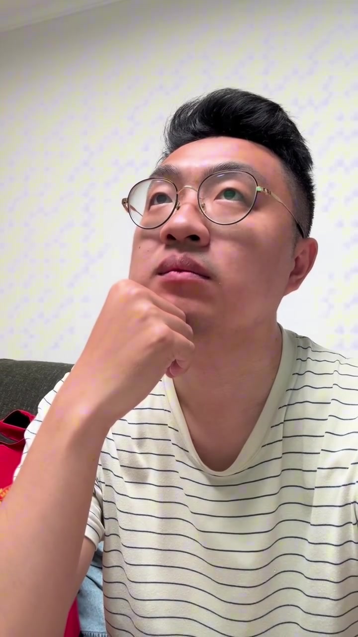 解說員看了直嘆氣：王大雷??！這都能失誤