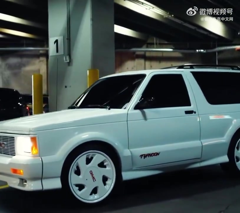真帥啊！！懂車的吧友來看看，布克這是什么座駕